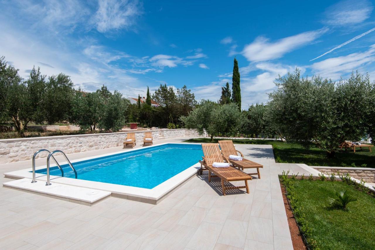 Villa Loviste Paradise المظهر الخارجي الصورة