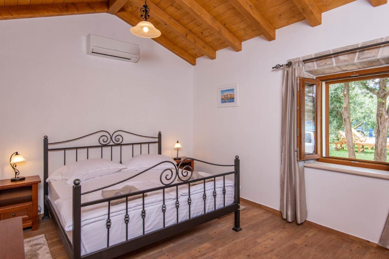 Villa Loviste Paradise المظهر الخارجي الصورة